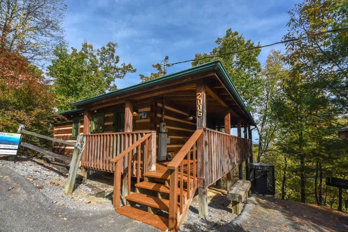 View! Cozy, Private, Fireplace, Hot Tub Log Cabin, Honeymoon! Sevierville Exteriér fotografie