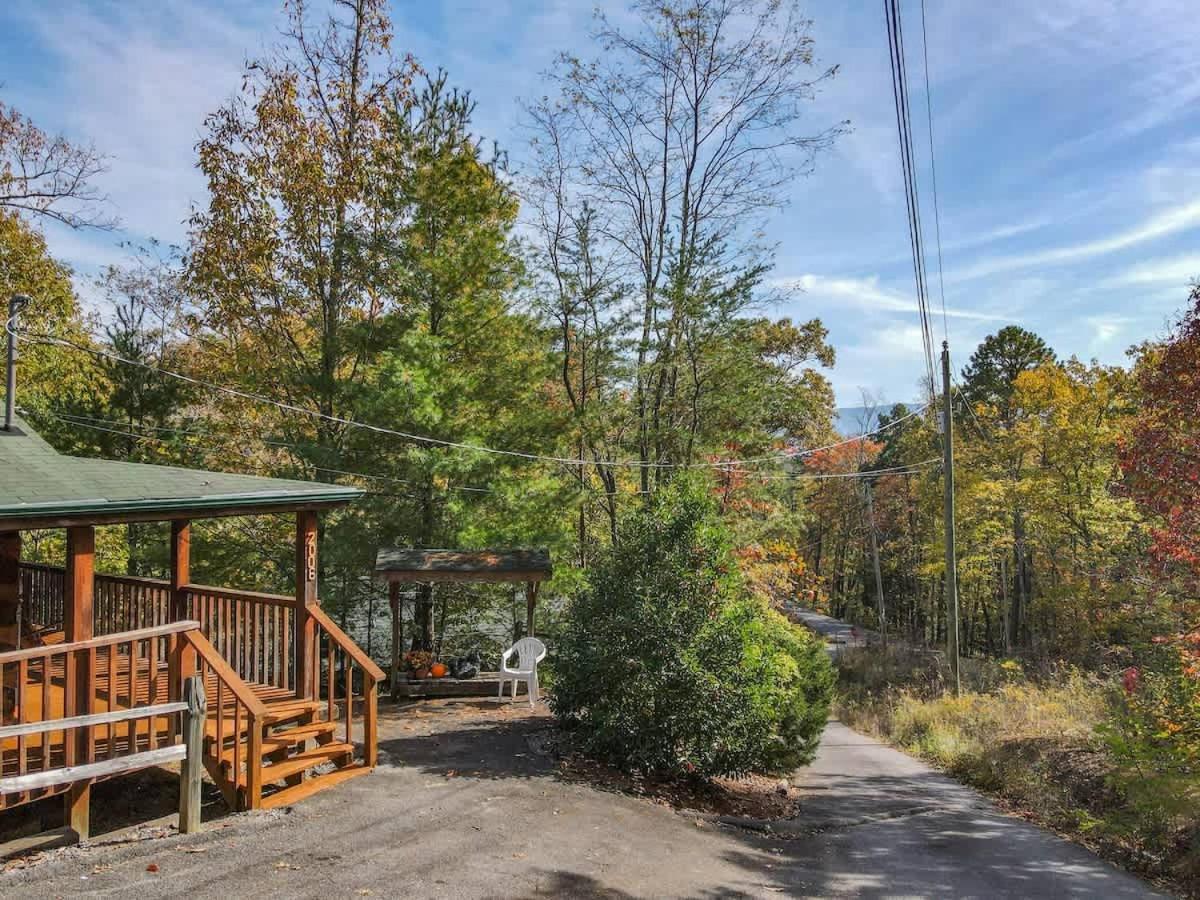 View! Cozy, Private, Fireplace, Hot Tub Log Cabin, Honeymoon! Sevierville Exteriér fotografie